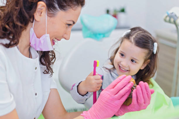  Farngton Hills, MI Holistic Dental Services Pros